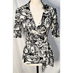 Diane Von Furstenberg Vintage Silk Wrap Top Shirt Black White Floral 70s V Neck